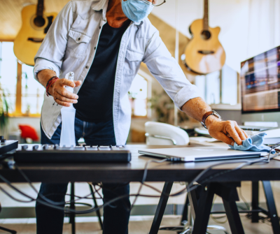 What Is a Day Porter